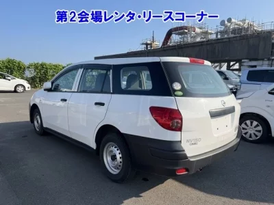 Nissan AD