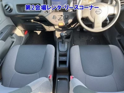 Nissan AD