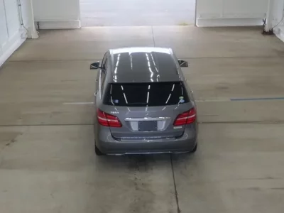 Mercedes-Benz B CLASS
