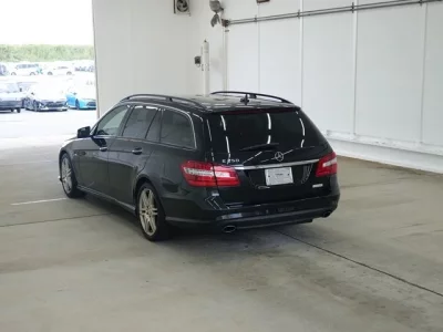 Mercedes-Benz E CLASS WAGON