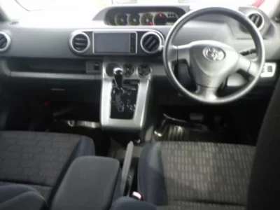 Toyota COROLLA RUMION