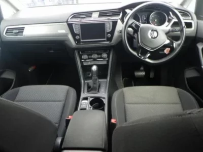Volkswagen GOLF TOURAN