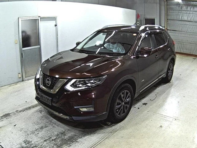 Nissan X-TRAIL