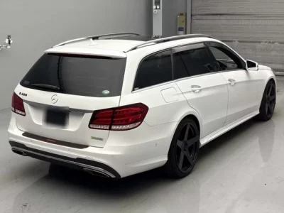 Mercedes-Benz E CLASS WAGON