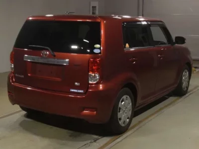 Toyota COROLLA RUMION