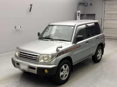 Mitsubishi PAJERO IO