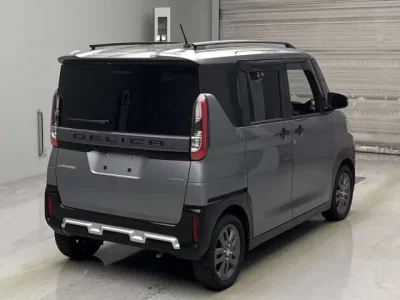 Mitsubishi DELICA MINI