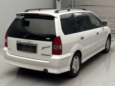 Mitsubishi CHARIOT GRANDIS