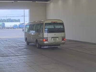 Toyota COASTER