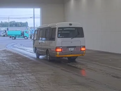 Toyota COASTER