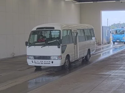 Toyota COASTER