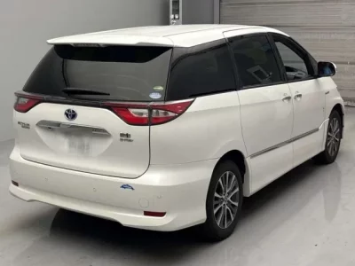 Toyota ESTIMA HYBRID