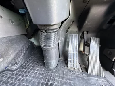 Nissan TRUCK