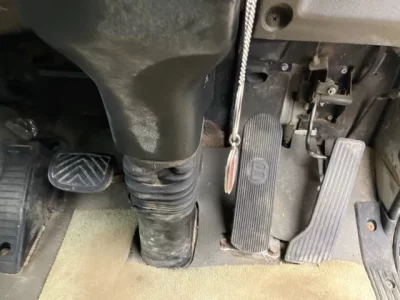 Nissan TRUCK