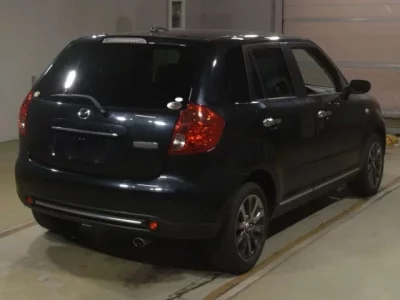 Mazda VERISA