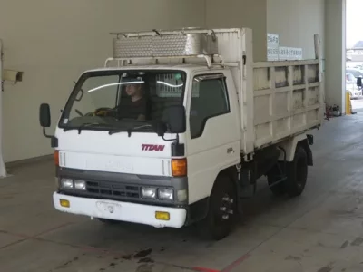 Mazda TITAN