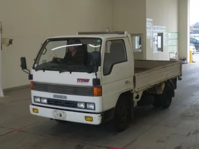 Mazda TITAN