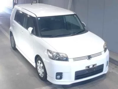 Toyota COROLLA RUMION