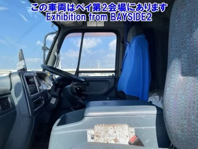 Nissan TRUCK