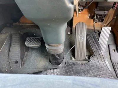 Nissan TRUCK