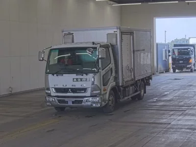 Mitsubishi FUSO FIGHTER