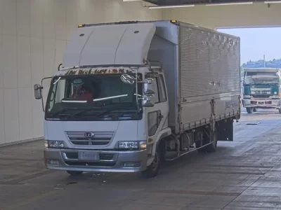 Nissan CONDOR