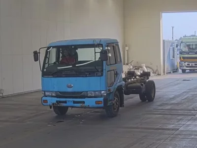 Nissan CONDOR