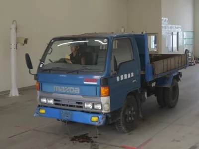 Mazda TITAN