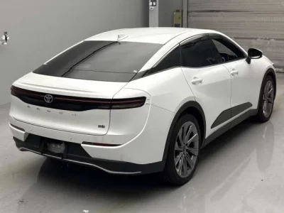 Toyota CROWN CROSSOVER