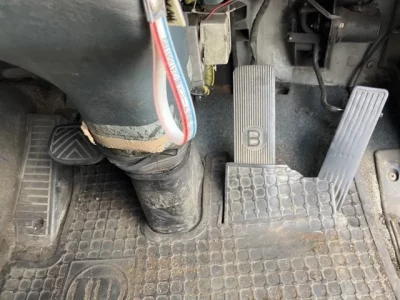 Nissan TRUCK