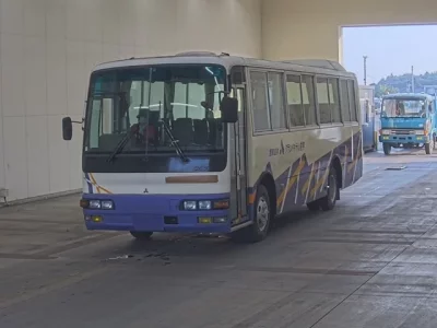 Mitsubishi BUS