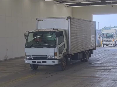 Mitsubishi FUSO FIGHTER