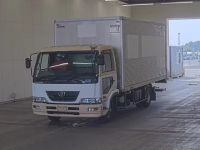 Nissan CONDOR