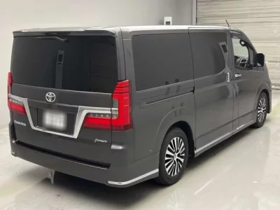 Toyota GRANACE