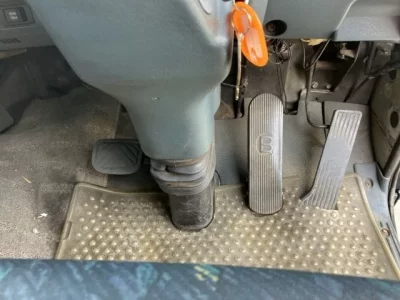 Nissan TRUCK
