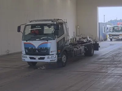 Mitsubishi FUSO FIGHTER