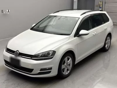 Volkswagen GOLF VARIANT