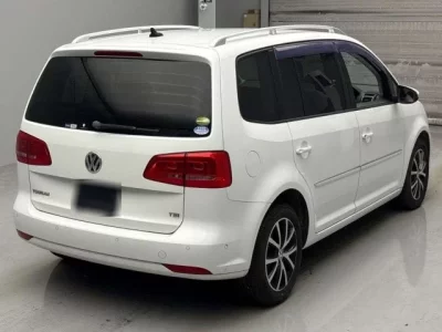 Volkswagen GOLF TOURAN