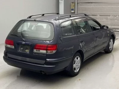 Toyota CALDINA