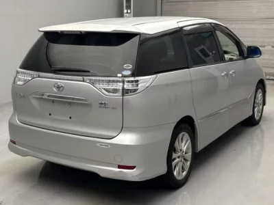 Toyota ESTIMA HYBRID