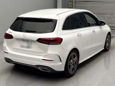 Mercedes-Benz B CLASS