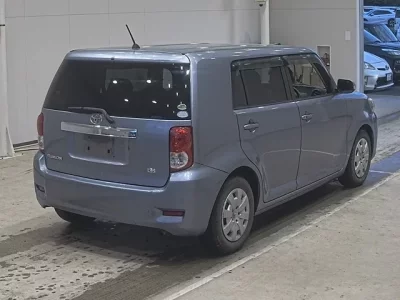 Toyota COROLLA RUMION