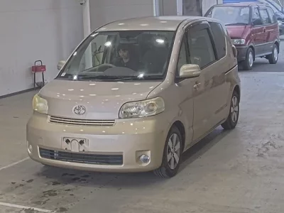 Toyota PORTE