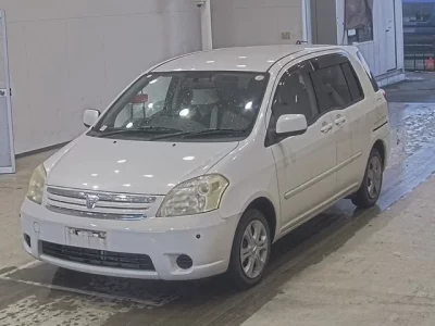 Toyota RAUM