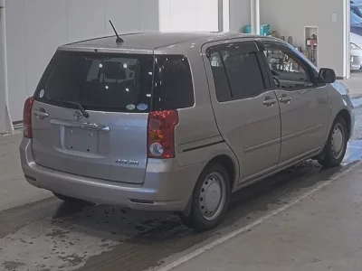 Toyota RAUM