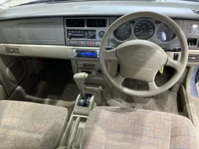 Nissan RASHEEN