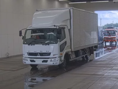 Mitsubishi FUSO FIGHTER