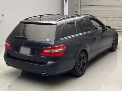 Mercedes-Benz E CLASS WAGON