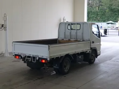 Mitsubishi FUSO CANTER GUTS