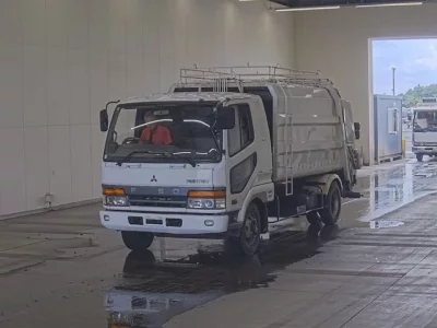 Mitsubishi FUSO FIGHTER